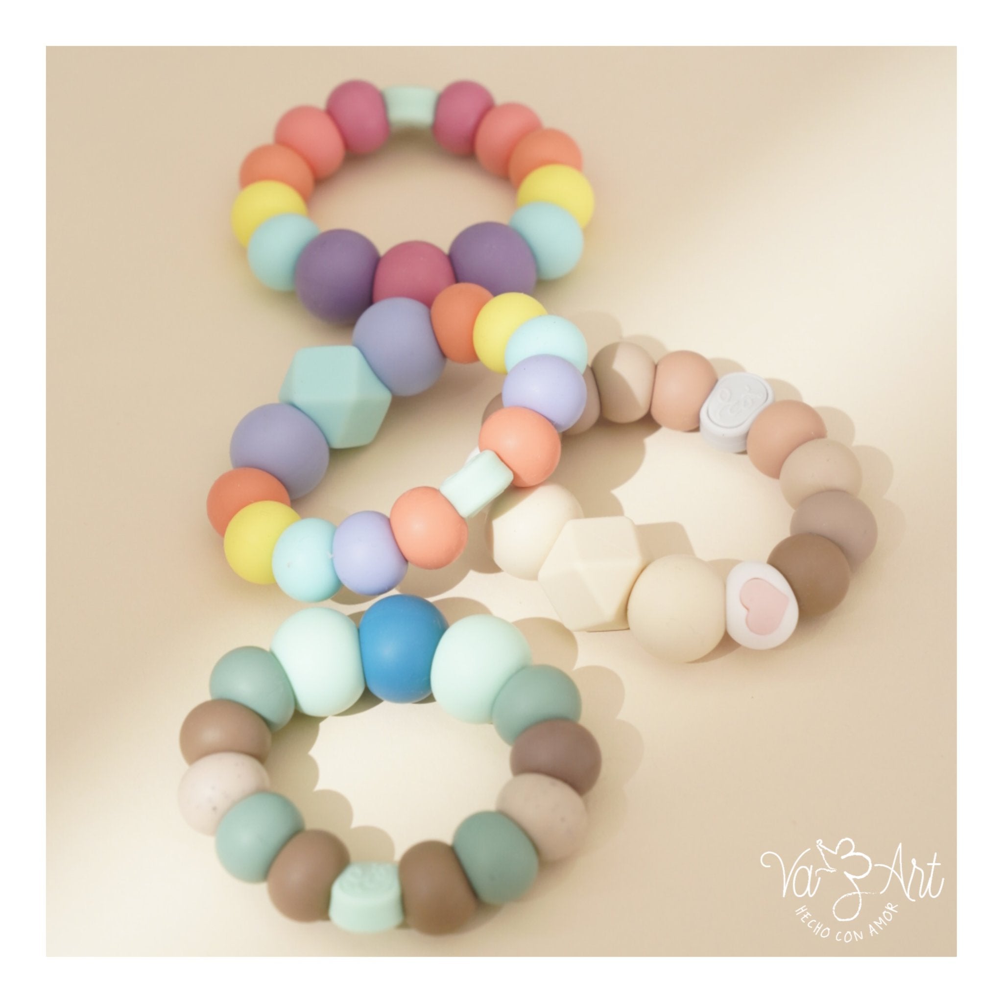 Hand teether