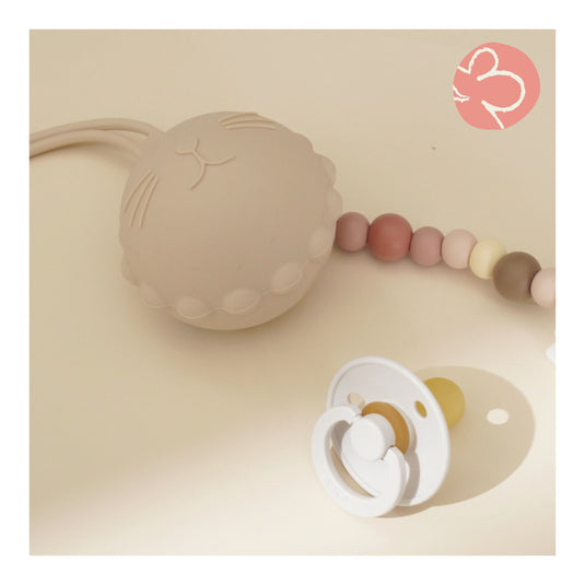 Vazart - León corazón Portachupo 2